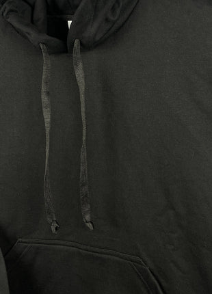 Polerón Canguro Negro con Capucha